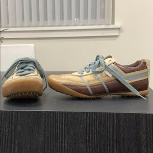 Vintage style Pony sneakers